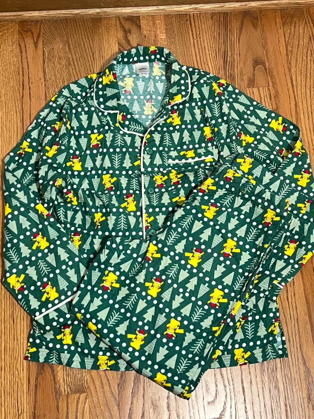 Hanna Andersson Adult LN Green Flannel 2 Pc. Top Pant Holiday Pokemon Pajamas L